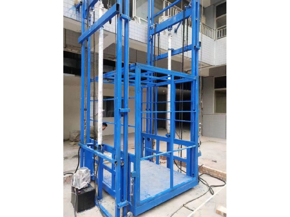 導軌式升降貨梯